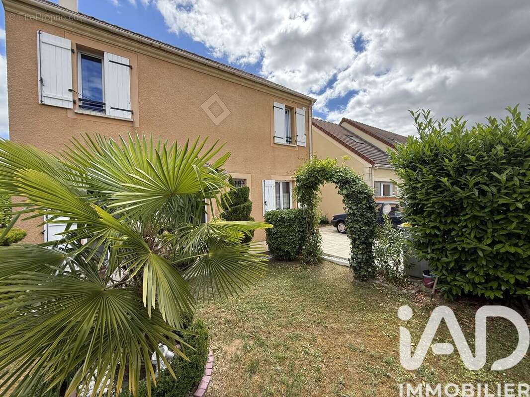 Maison 90 m² à Marolles-Sur-Seine  - photo 2