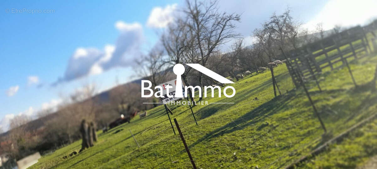 Terrain à ARS-SUR-MOSELLE