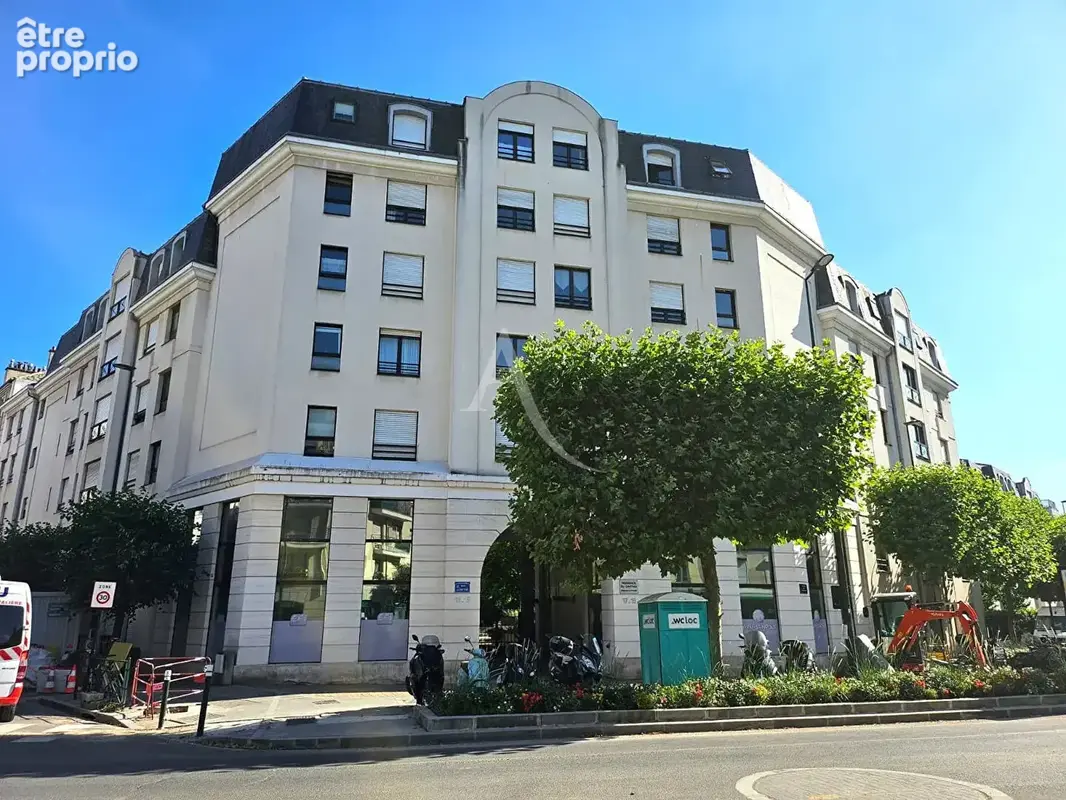 Parking à LA GARENNE-COLOMBES