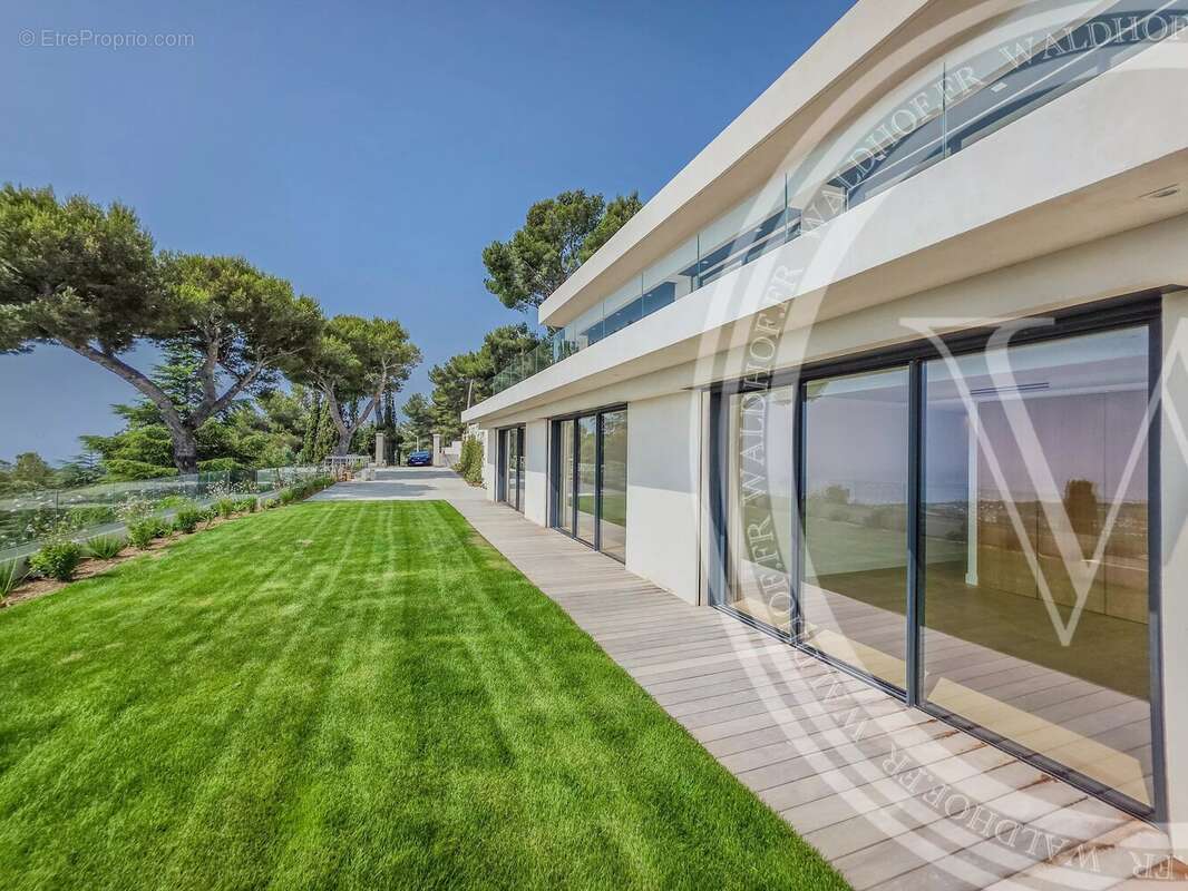 Maison à ROQUEBRUNE-CAP-MARTIN