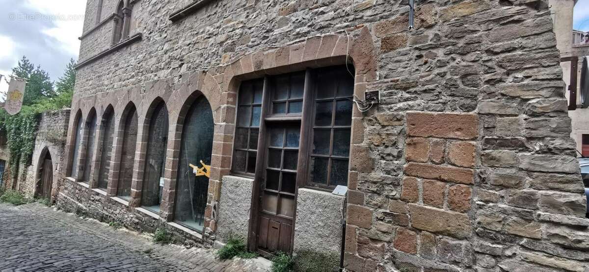 Appartement à CORDES-SUR-CIEL