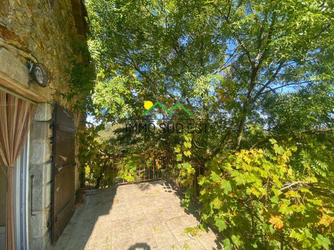 Maison à CHAZEAUX