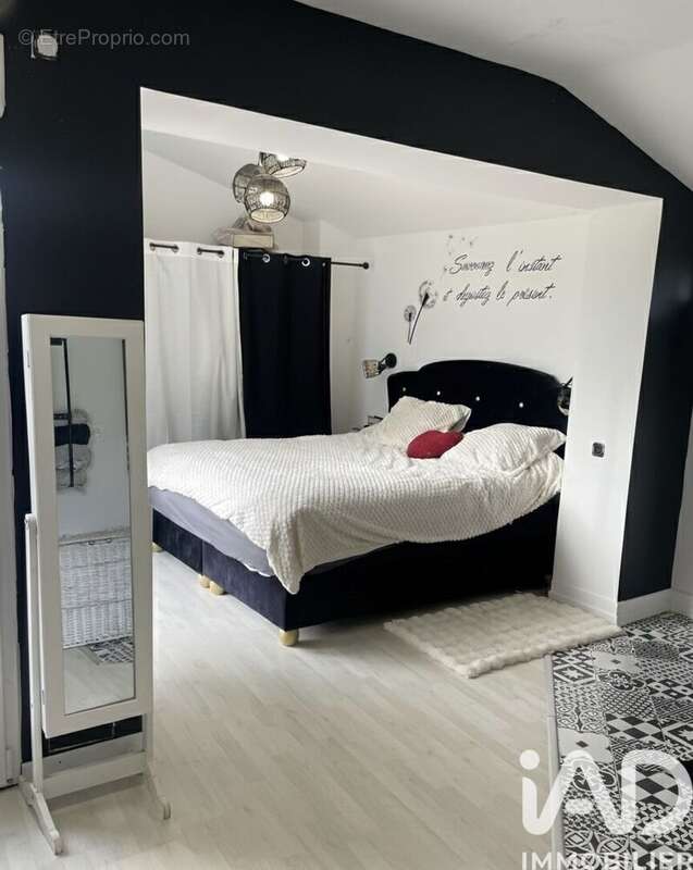 Photo 6 - Maison à QUINCY-VOISINS