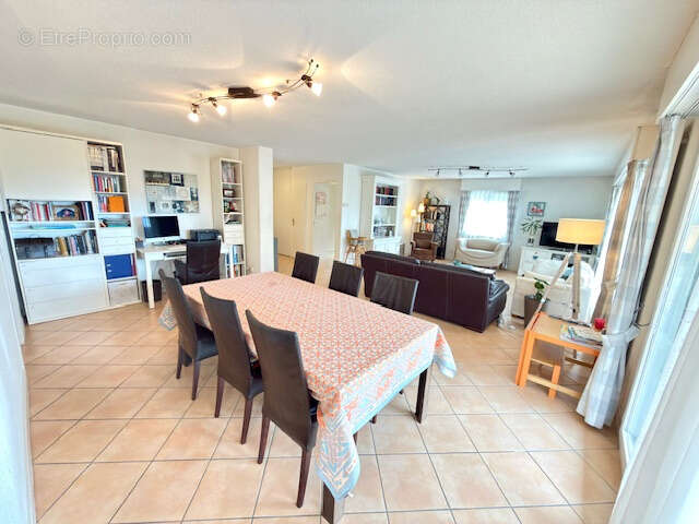 Appartement à FERNEY-VOLTAIRE