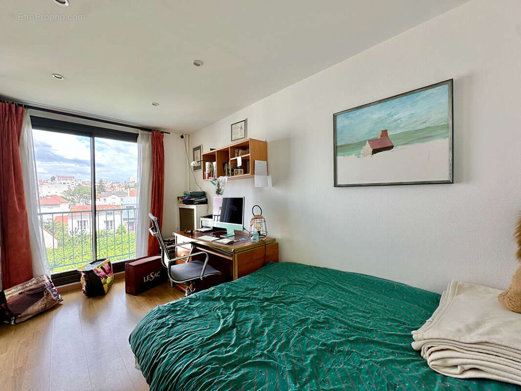 Appartement à FONTENAY-SOUS-BOIS