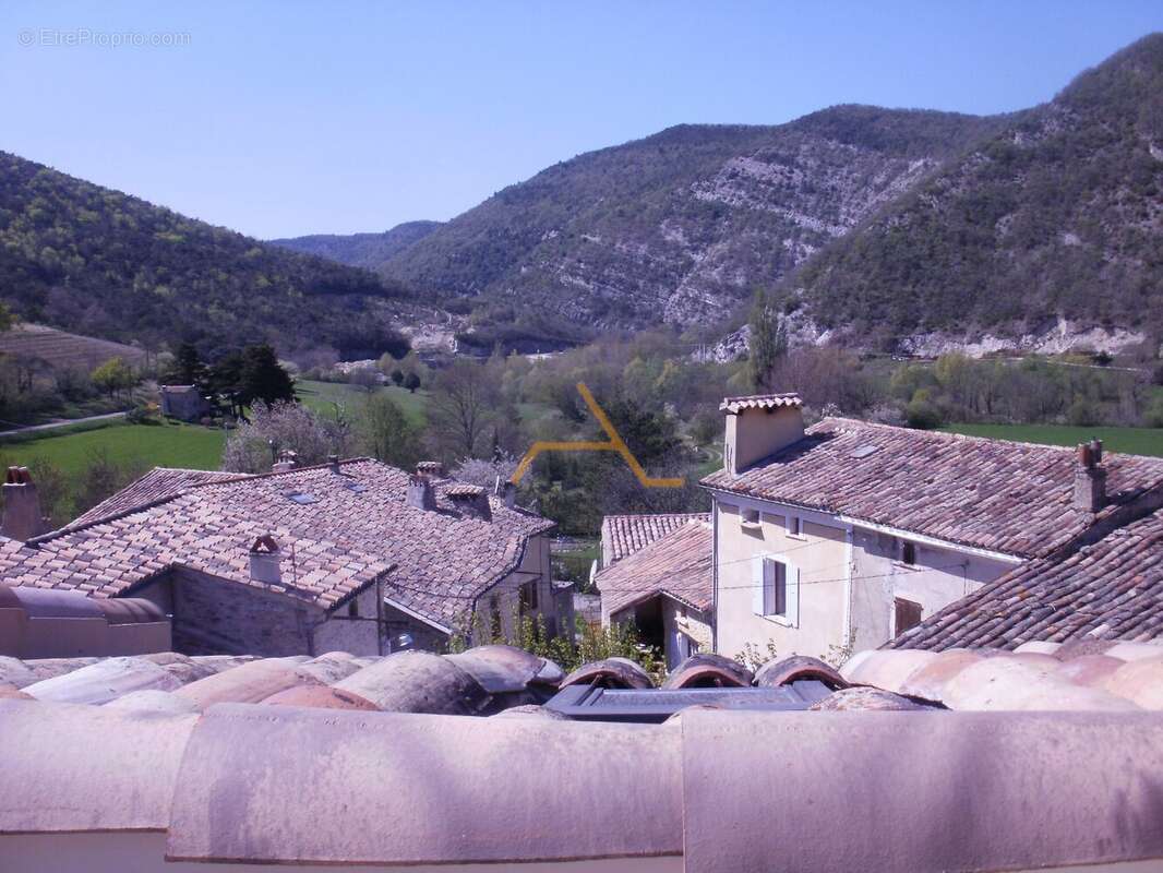Ensemble immobilier composé de 2 appartements - photo 2