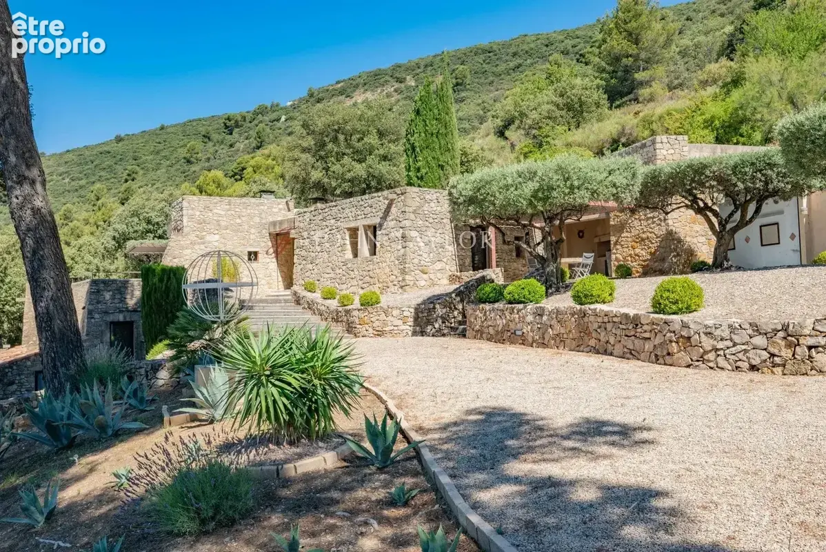 Lourmarin, cadre d' exception pour cette demeure d' architecte - photo 9