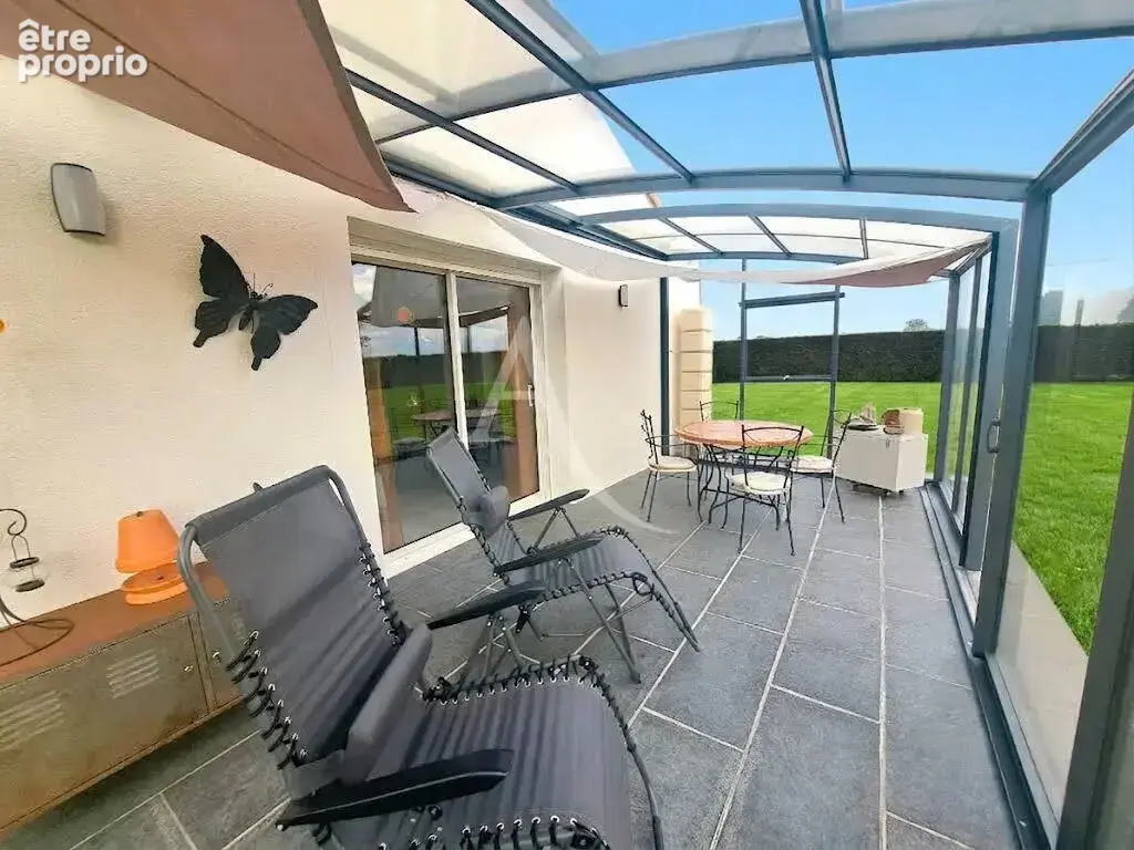 Maison contemporaine de plain-pied - 127 m² environ - Les Herbierss - photo 10