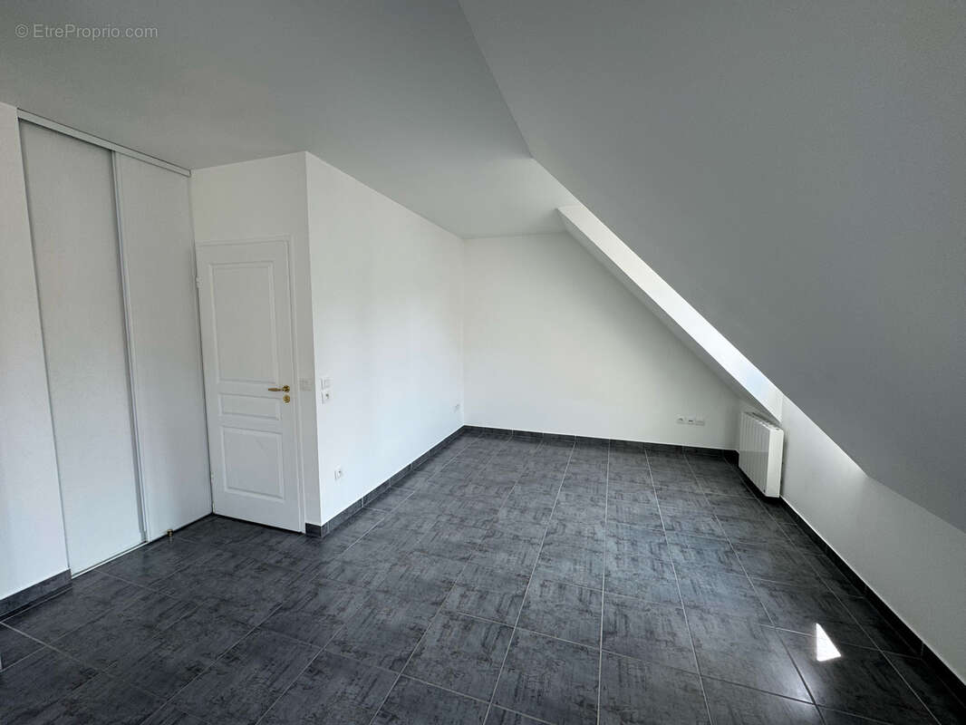 Appartement à LE PLESSIS-ROBINSON