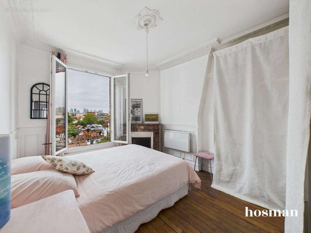 Appartement à COLOMBES