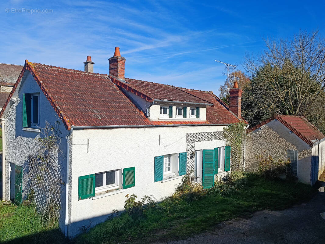 Maison à JUSSY-LE-CHAUDRIER