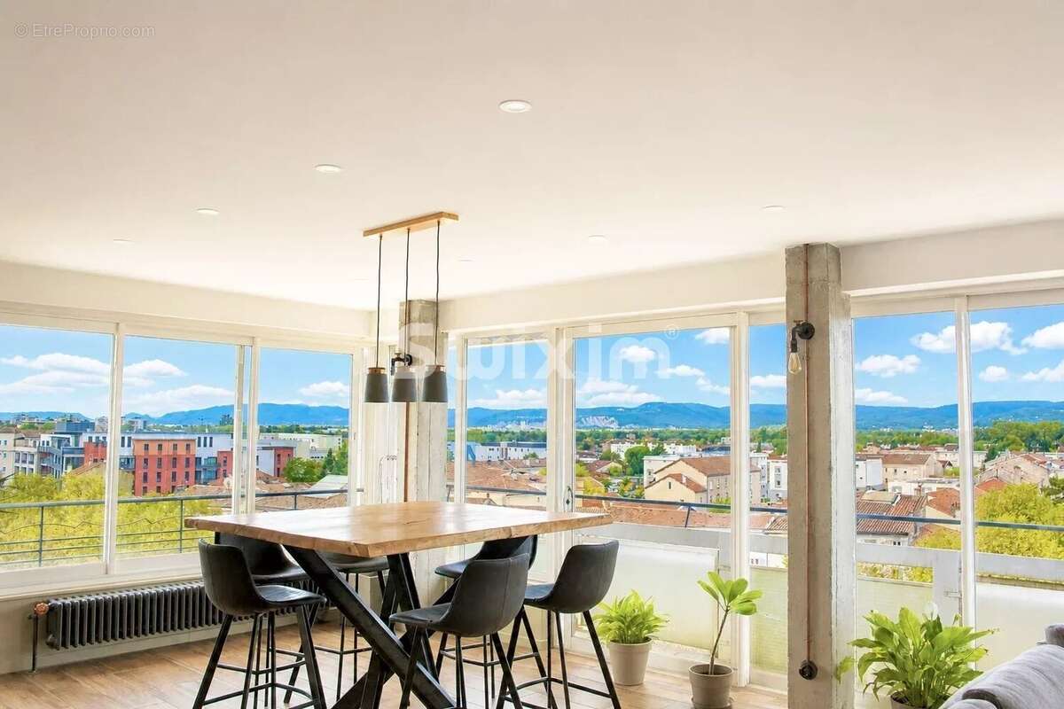 Appartement à MONTELIMAR