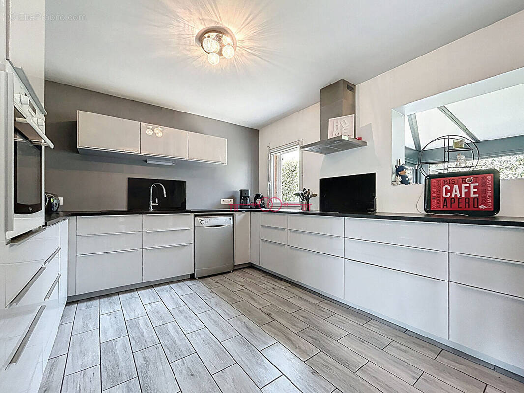 Maison à VILLE-EN-SELVE