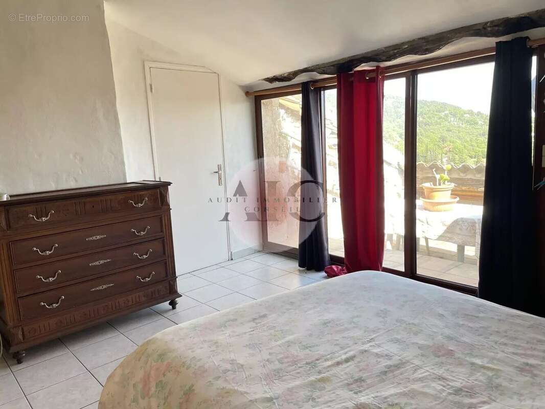 Appartement à SEILLANS