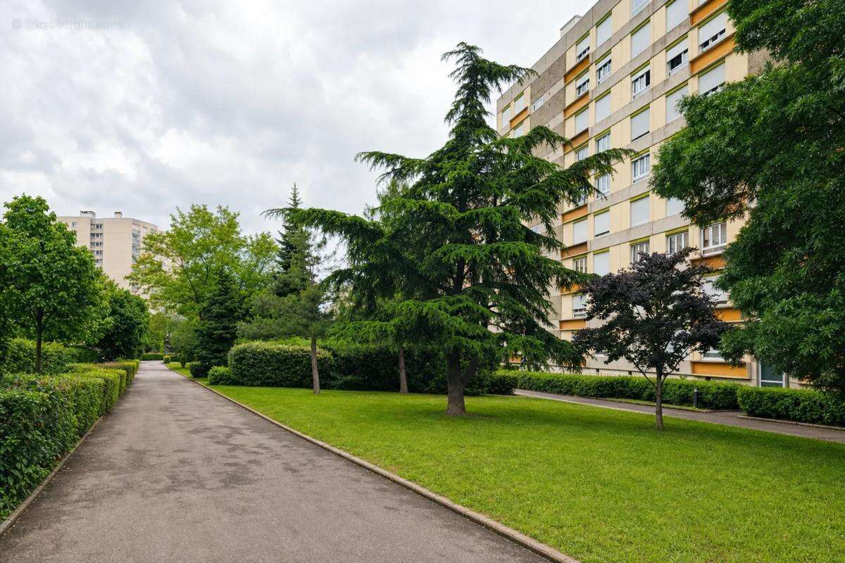 Appartement à OULLINS