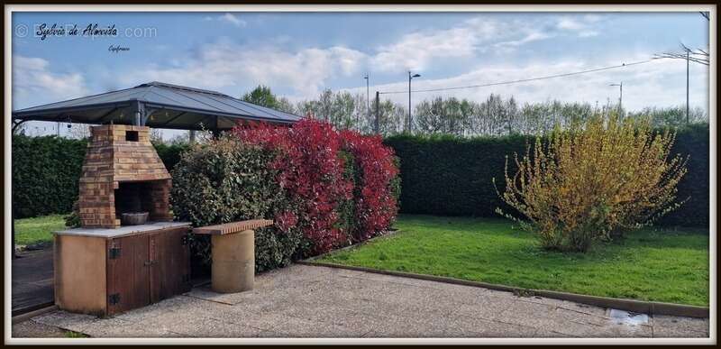 Maison à vendre 5 pièces SENNECE LES MACON (71)terrain clos 1600 m² piscine - photo 3