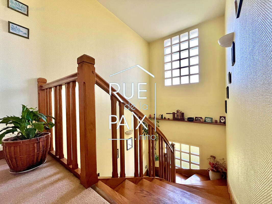 Maison à SAINT-LOUP-LAMAIRE