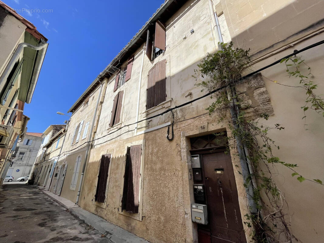Appartement à ARLES