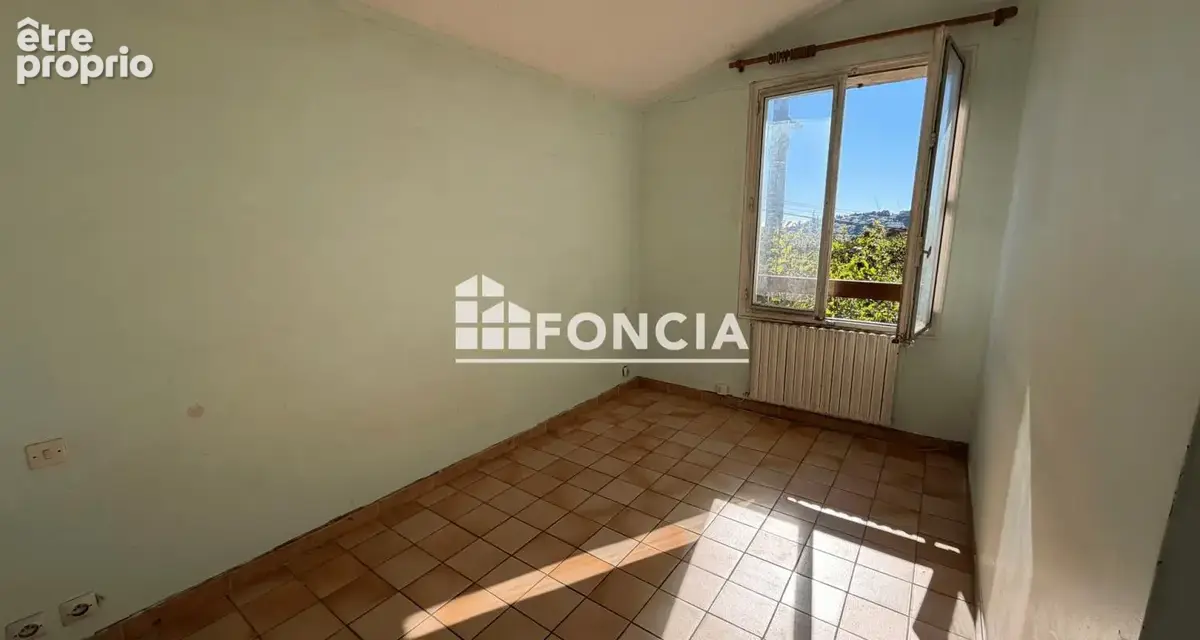 Toulon ouest les routes maison familiale avec beau jardin arboré - photo 16