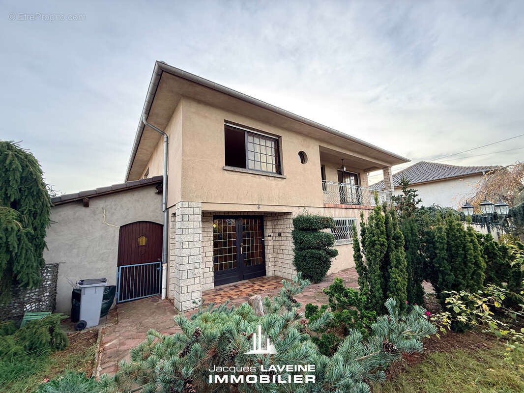 Maison à MAIZIERES-LES-METZ