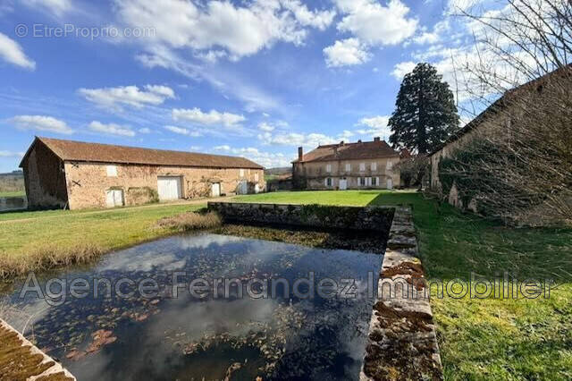 Maison à SAINT-MAURICE-LES-CHATEAUNEUF