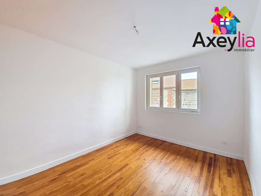 Maison à SAINT-HAON-LE-VIEUX