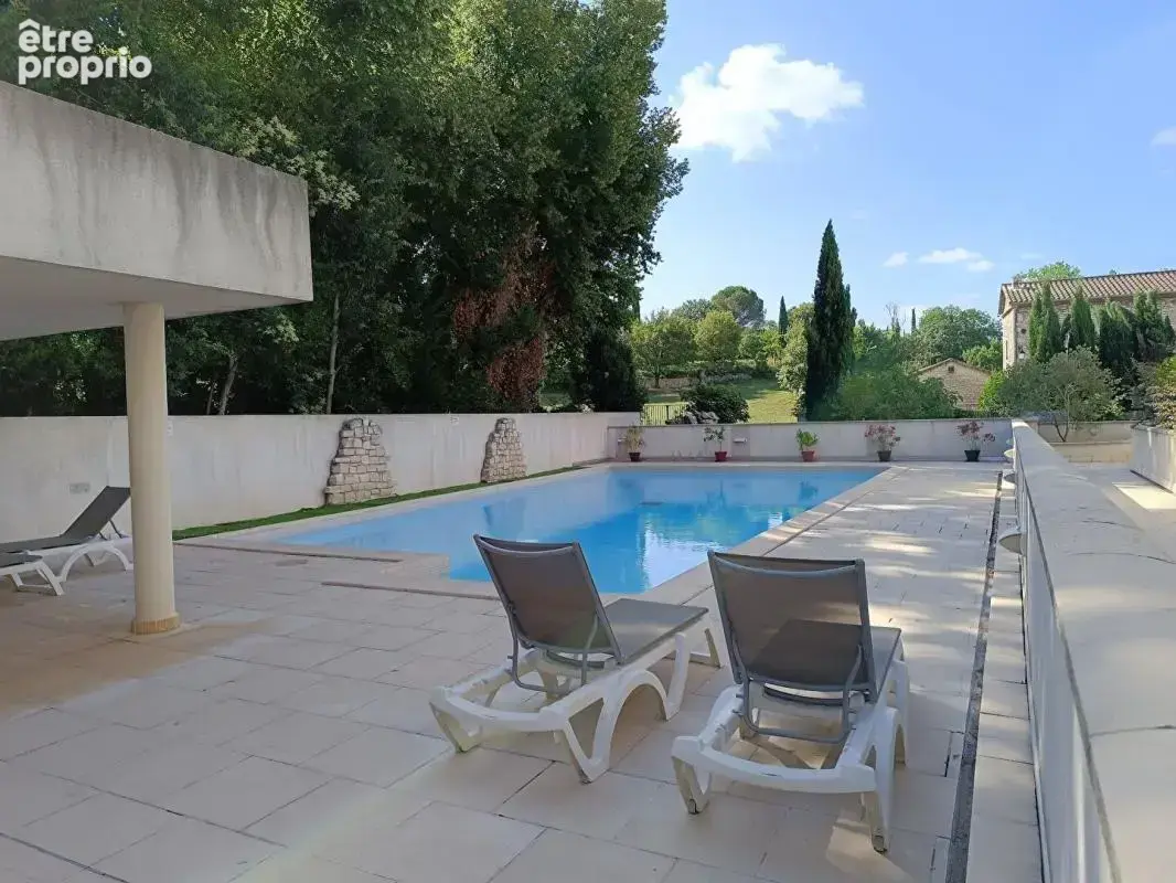 Appartement à BARJAC