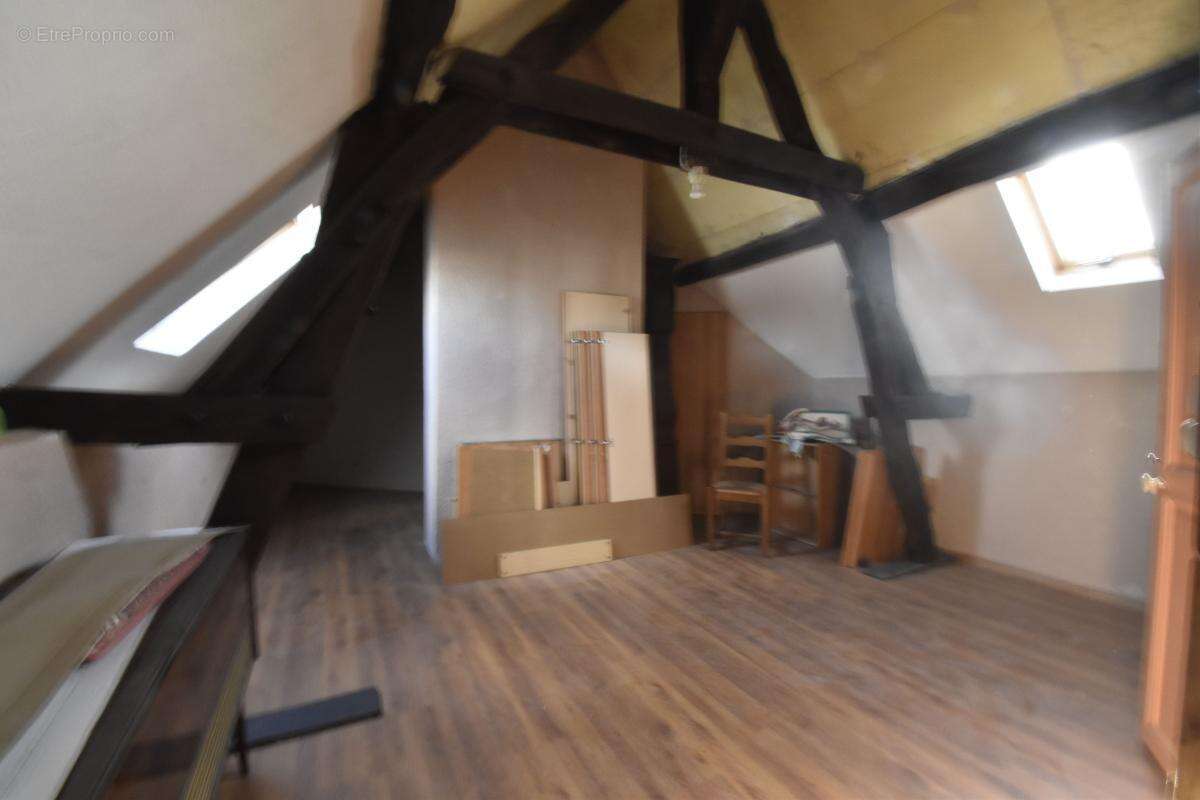 Maison à COSNE-COURS-SUR-LOIRE