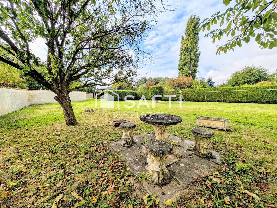 Photo 2 - Maison à TERGNIER