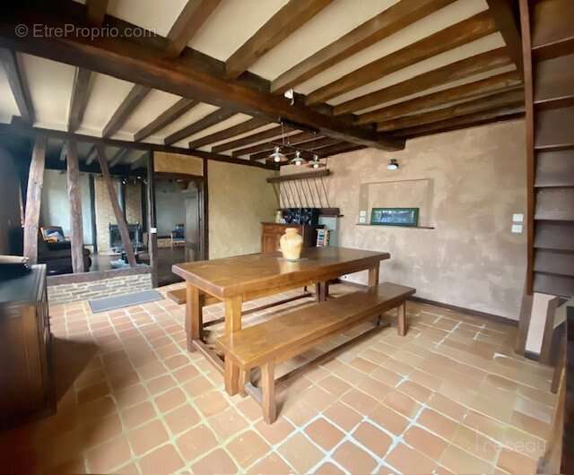 Maison à SAINT-GERMER-DE-FLY