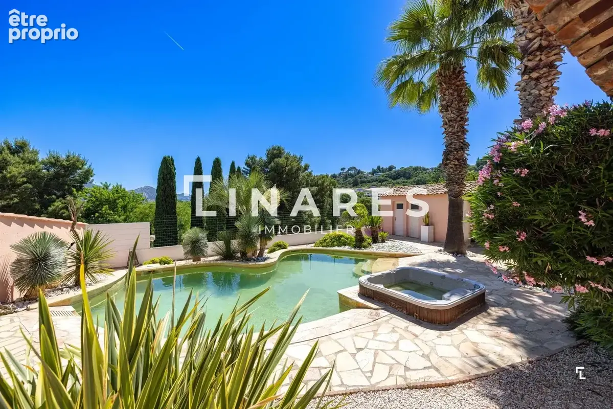 LO'ASIS SECRETE  - Villa T6 de 195m2  - Terrain de 692m2 - Piscine - Garage - 13012 Saint-Julien - photo 15