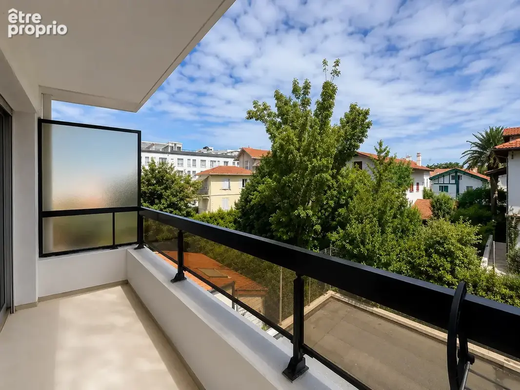 Biarritz   Côte des Basques , T3 82 m2, terrasses, parking cave - photo 7