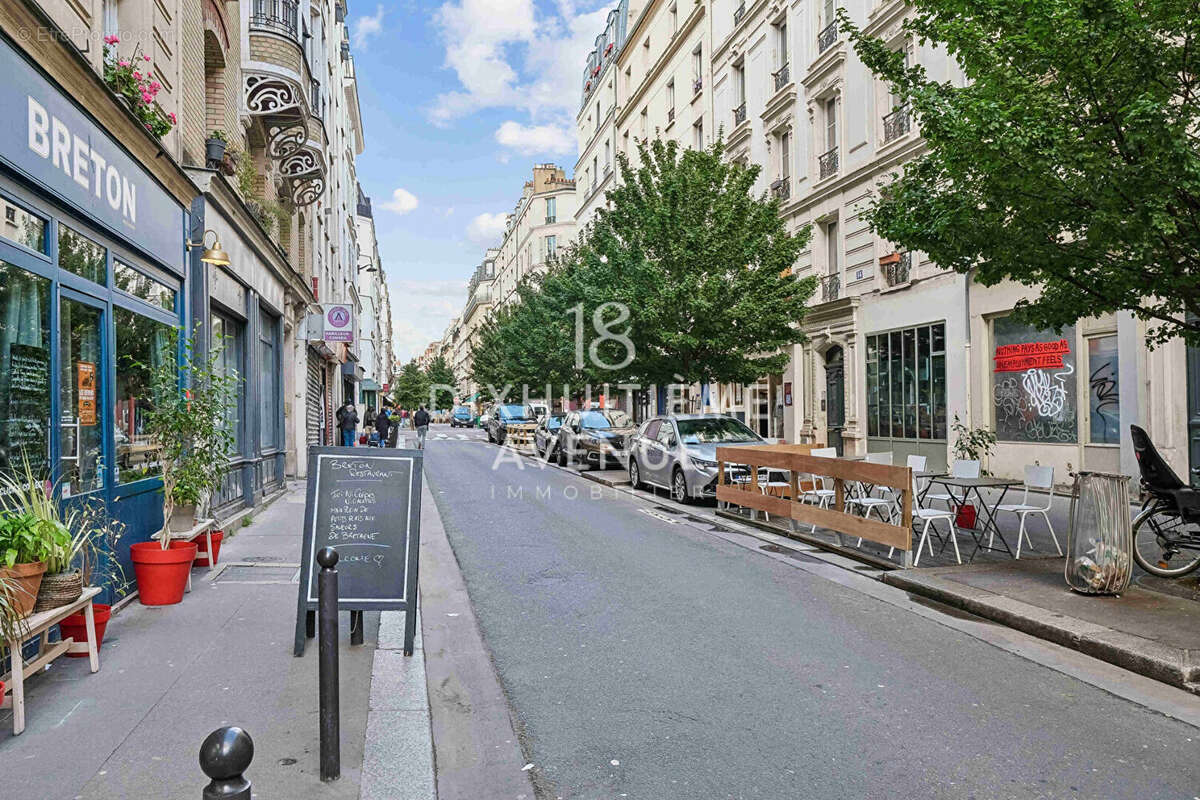 Appartement à PARIS-18E