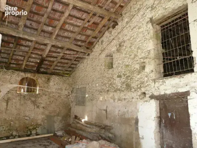 Grange avec logement 3 pieces - photo 8