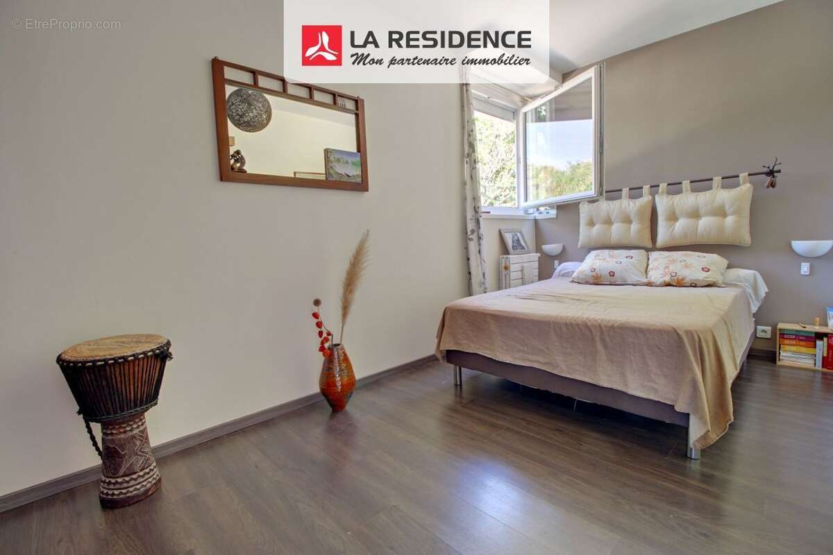 Appartement 90 m² à Cergy  - photo 7