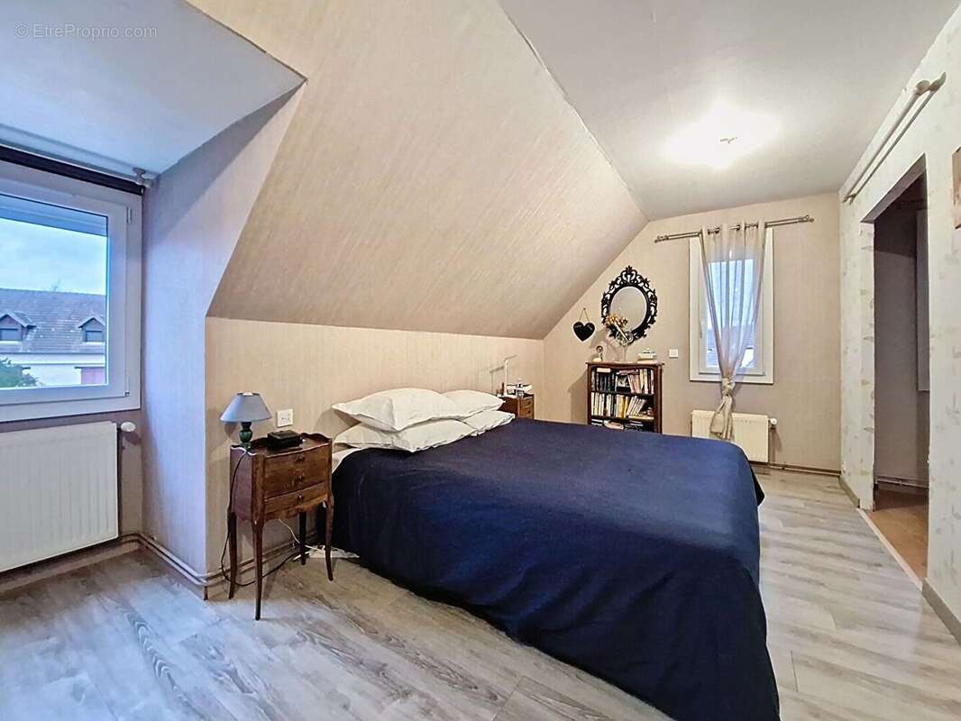 Maison 6 pièce(s) 170 m2 - photo 7