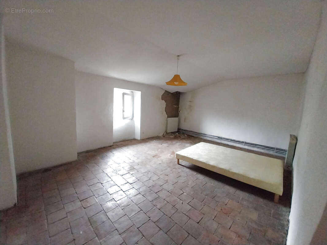 Maison à SAINT-HIPPOLYTE-DU-FORT