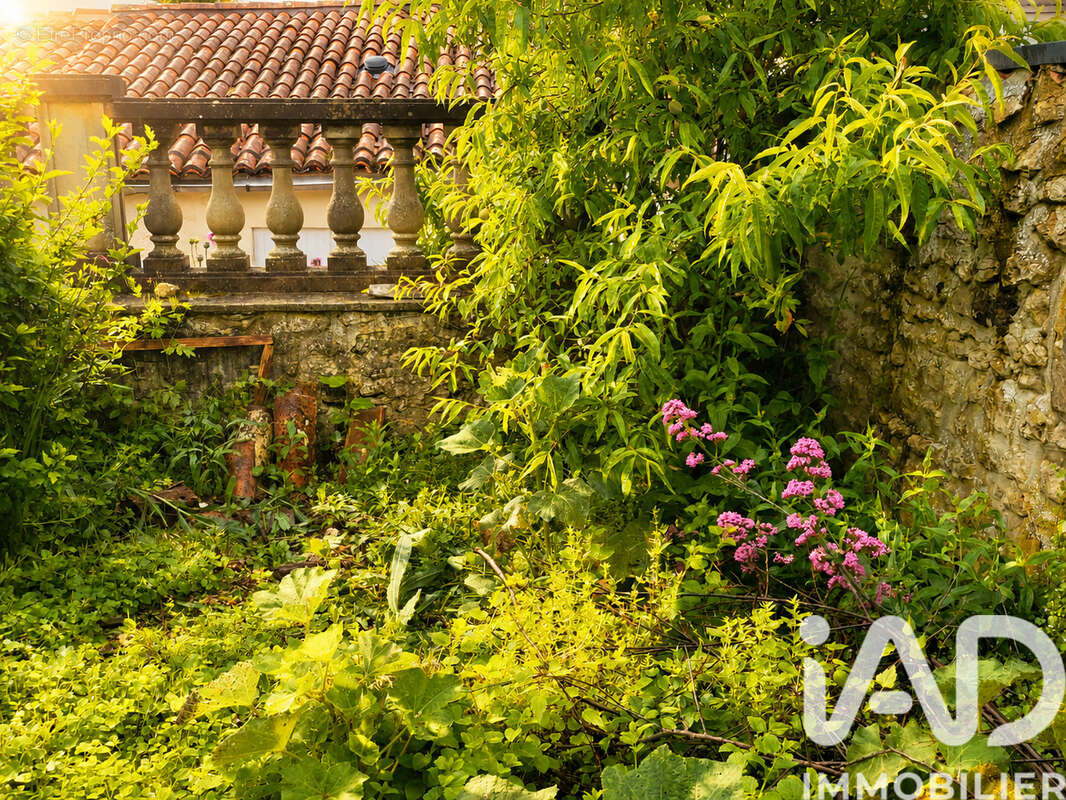 Photo 2 - Maison à SAINTES