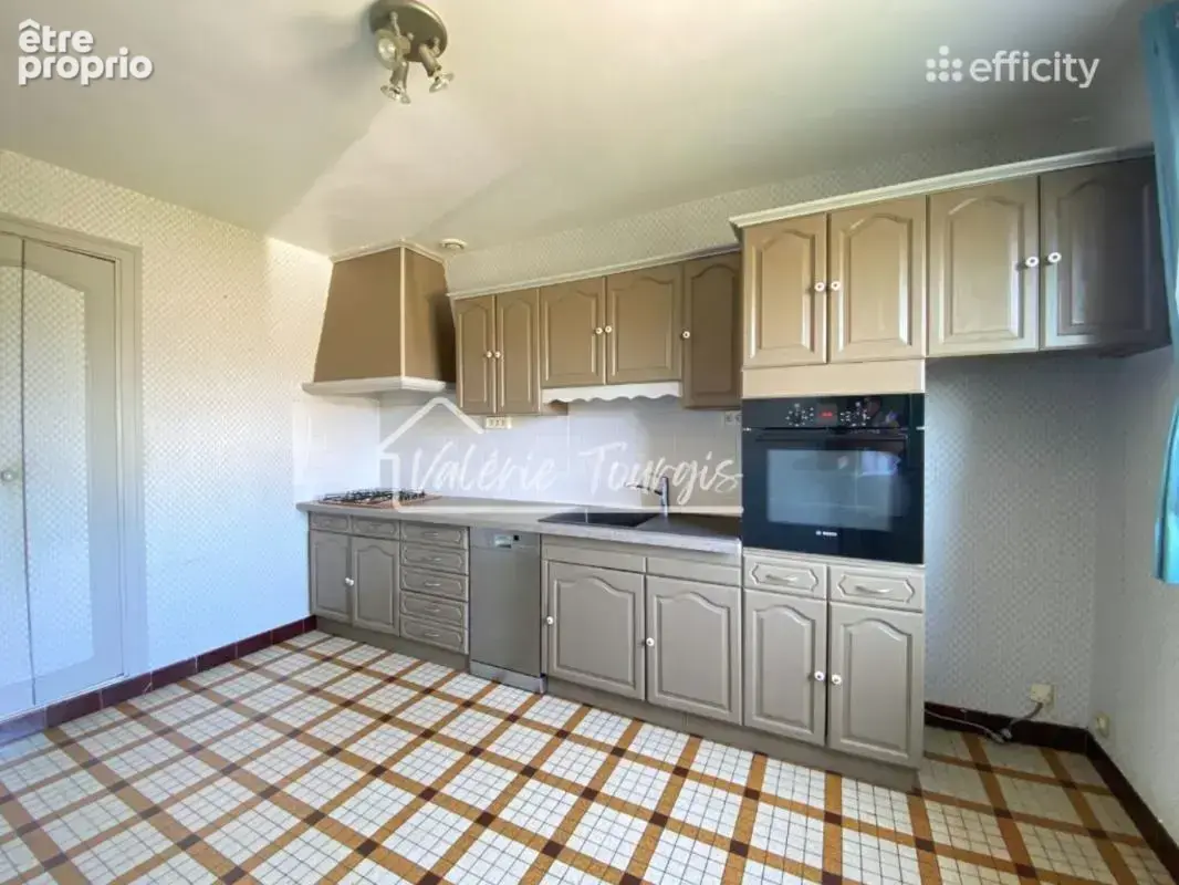 Maison 82 m² à Creances  - photo 8