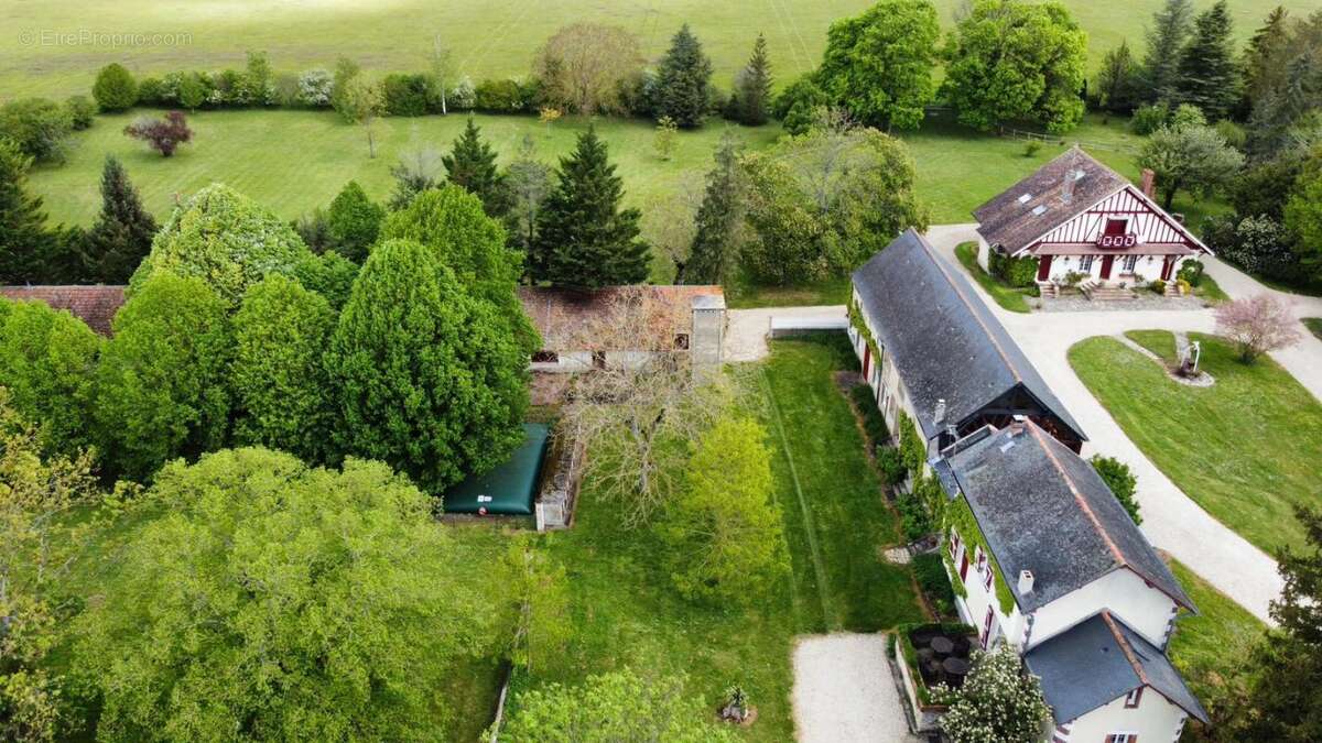 Domaine rare & isolé sur 10 hectares au milieu des champs - 1h30 de paris , parfait pour elevage, permaculture ou simplement viv - photo 14