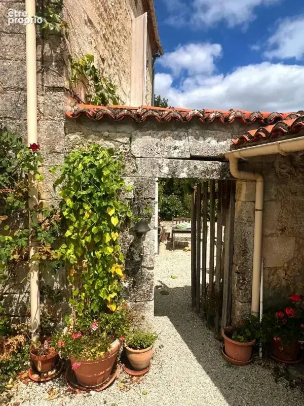 Maison de maître Brantome En Perigord 11 pièce(s) 315 m2 - photo 15