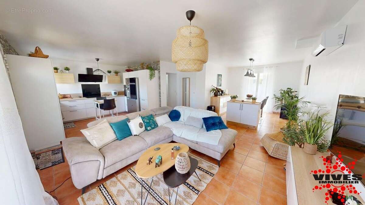 Maison à CAPESTANG