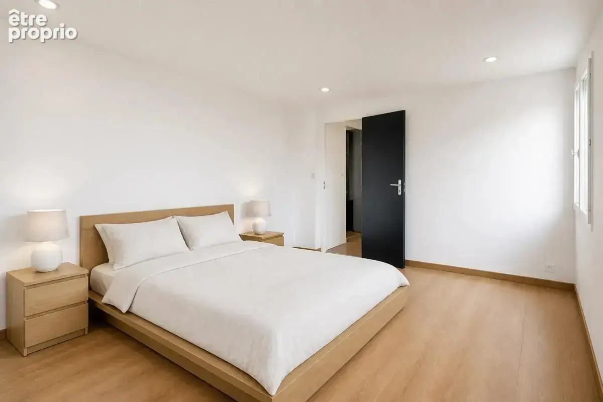 Maison de 6 pièces de 130 m² à Lapeyrouse-Mornay - photo 11