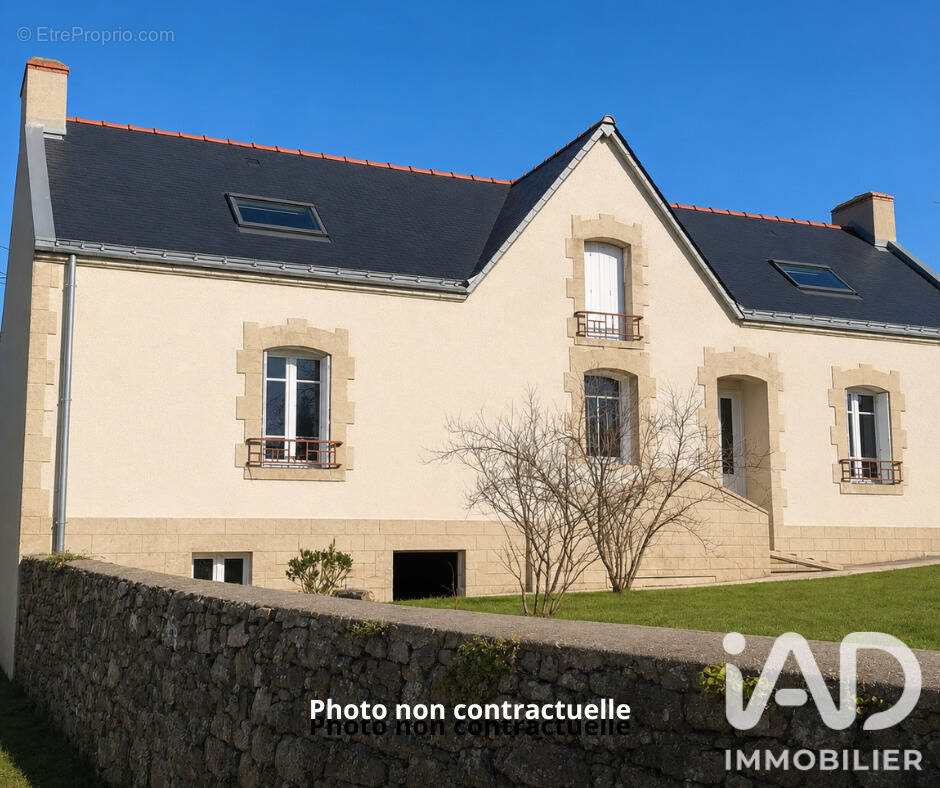 Photo 1 - Maison à LOCMIQUELIC