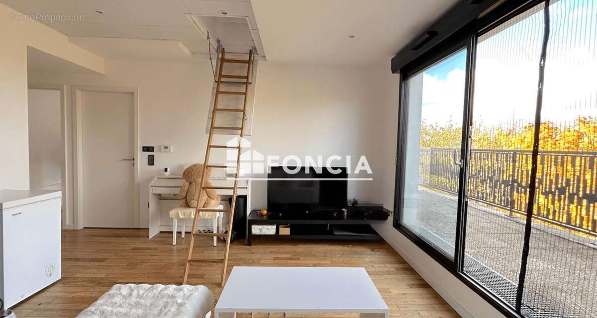 Appartement à BUSSY-SAINT-GEORGES