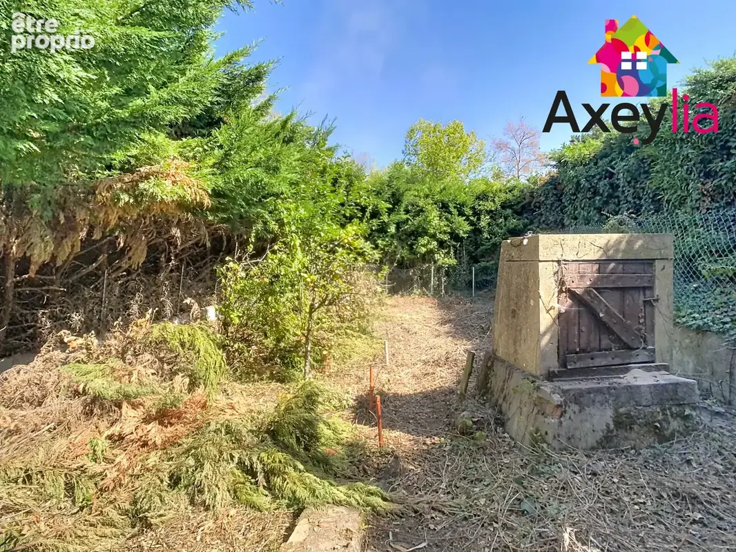 A vendre- saint-romain-la-motte- maison à rénover sur terrain de 246 m2 - photo 3