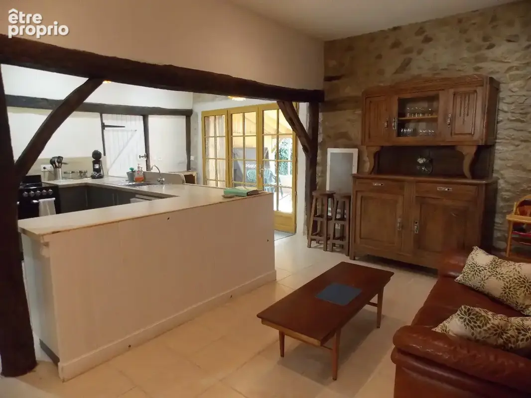 Superbe maison en pierre impeccable de 4 chambres avec grange et jardin dans un village populaire - photo 3