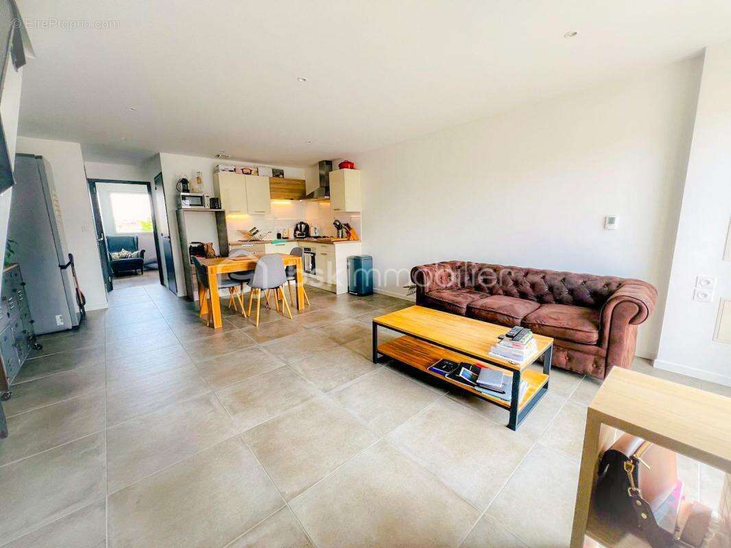 Appartement à BRINDAS