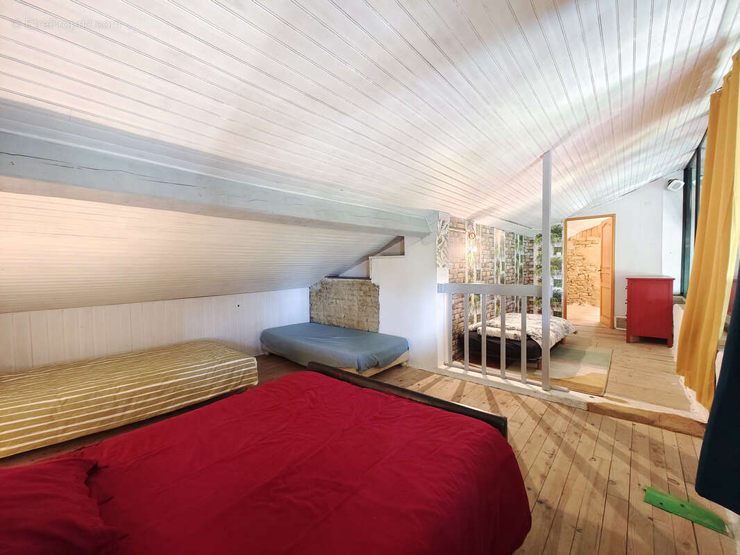 Maison à TERREBASSE