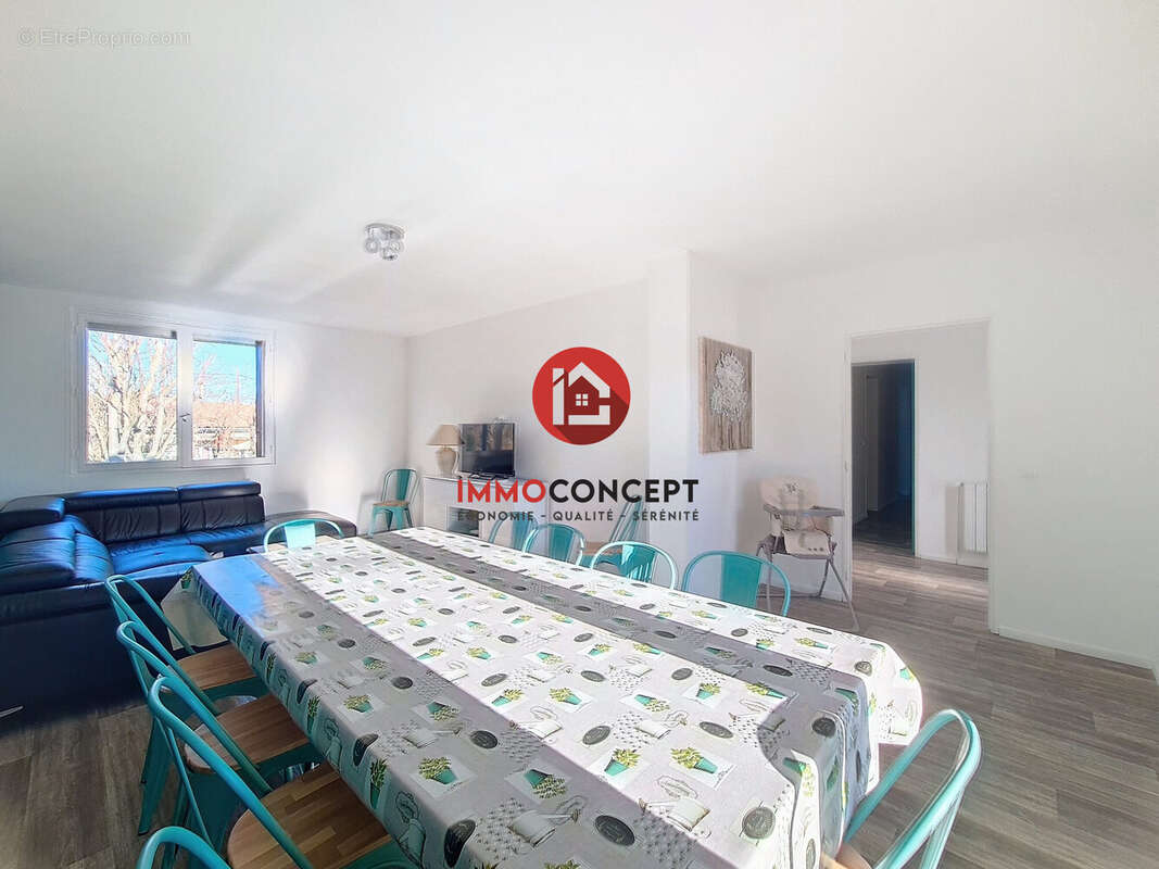 Maison à MONTFAUCON